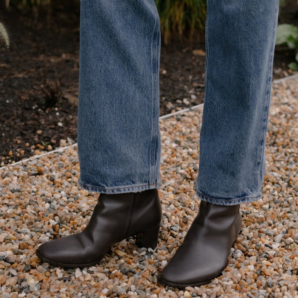 NEW Jenni Kayne Bobby Chocolate Brown EU 39 US 9 Leather Ankle Boots‎ Designer